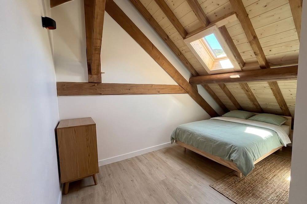Appartement entier, Gîte du Cruet - 8 personnes - Lac d'Annecy/Bauges in Saint-Eustache, Parc naturel régional du Massif des Bauges