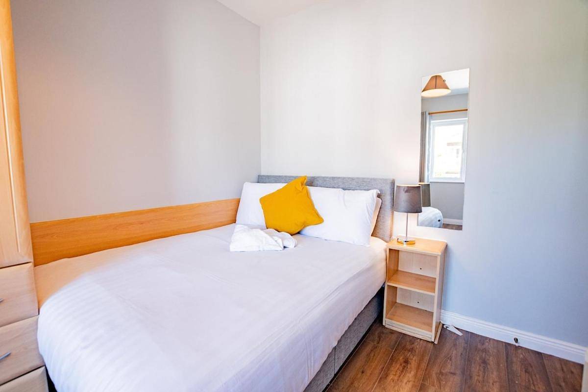 Entire apartment, Spacious 4 Bed Apartment in Limerick City in Limerick, County Limerick