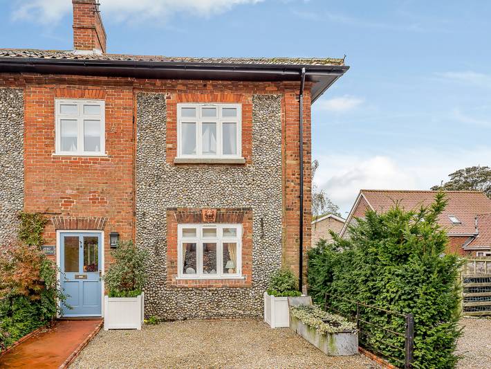 Cottage for 5 people, with Garden in Holt