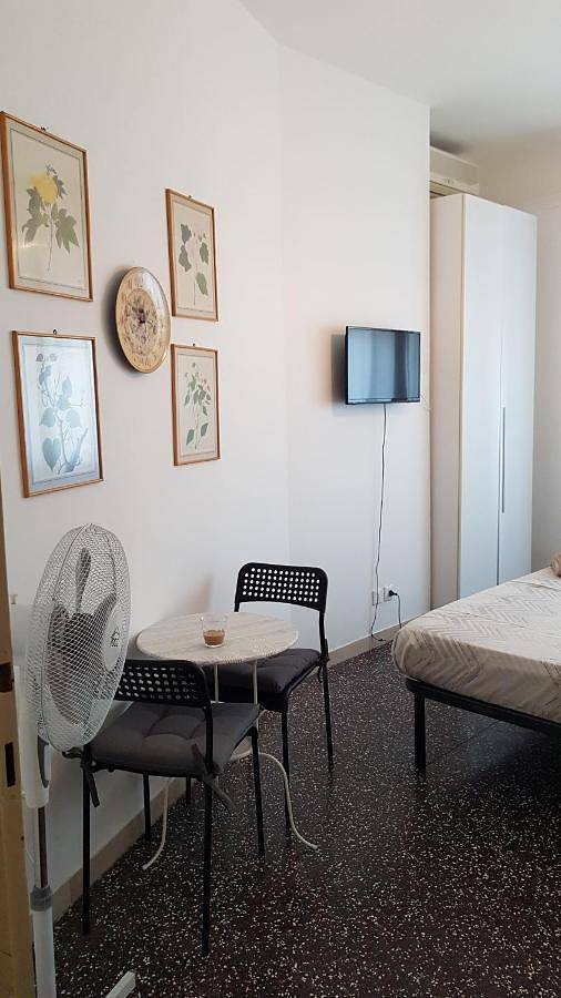 Chambre d’hôte pour 3 personnes, avec balcon et vue à Bologne - 3
