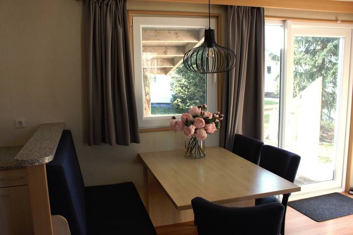 Ferienhaus für 4 Personen, mit Terrasse und Balkon/Terrasse in Bergen (Limburg) - 3