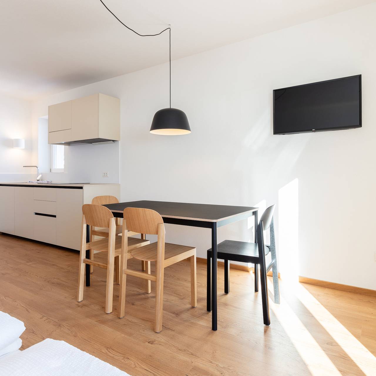 Ganze Wohnung, Moderne "Hus Ferienwohnung - Nr. 4" mit Balkon, Garten & Wlan in Olang, Dolomiti Superski