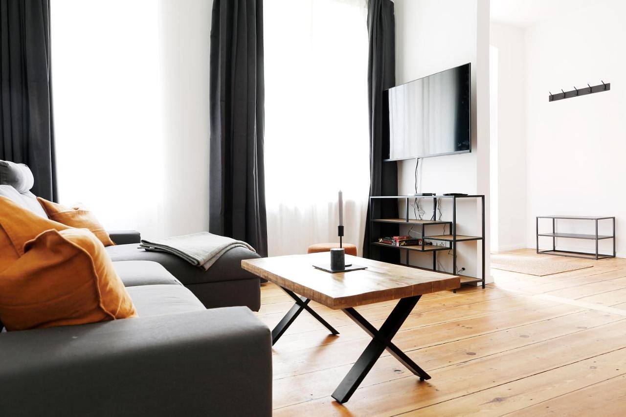 Ganze Wohnung, Three-Bedroom Apartment in Kreuzberg Berlin, Berlin