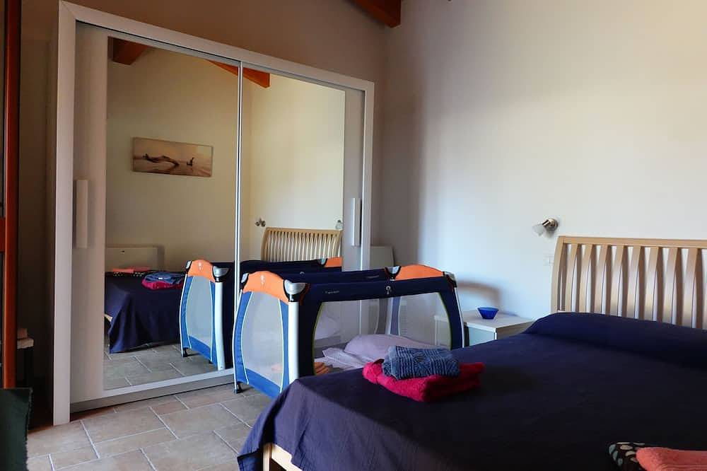 Residencias Gattopardu- \"El Poeta\" in Masone Pardu, Castiadas