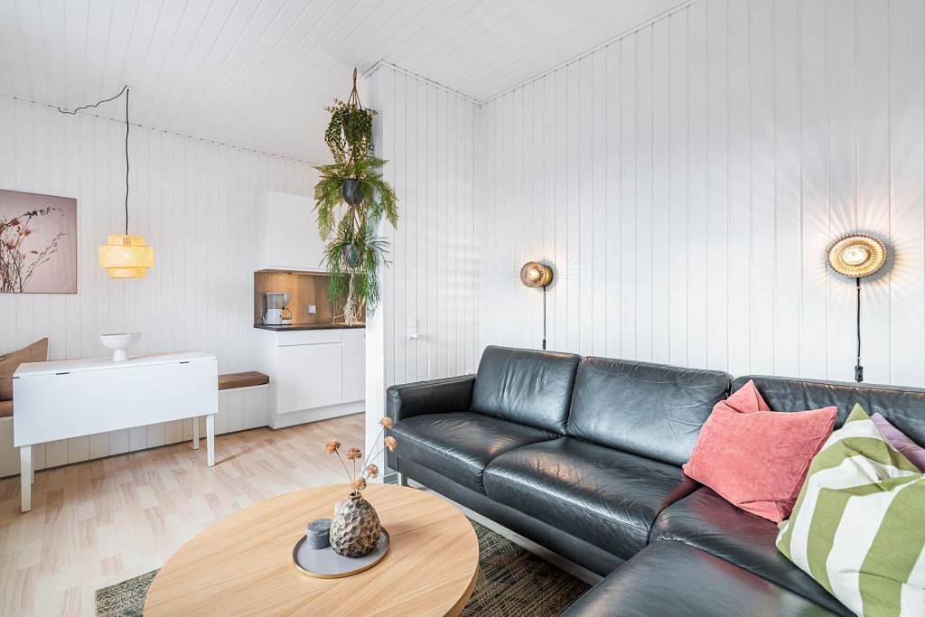 Stilvoll eingerichtete Ferienwohnung für 2 Personen in Henne Strand. in Henne, Varde en omgeving