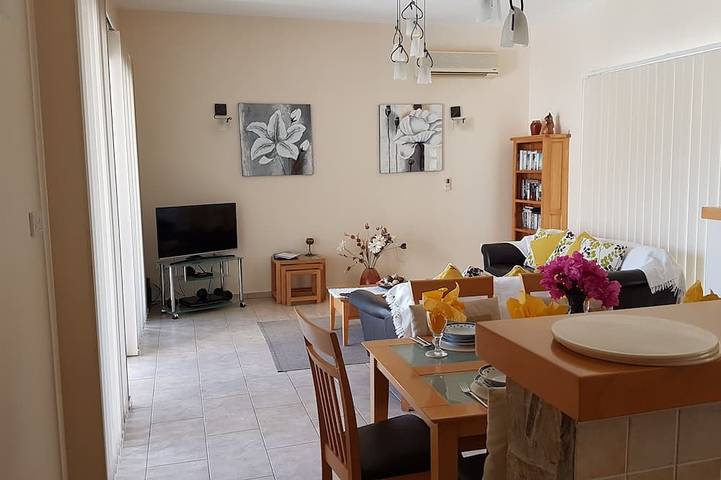 Location de vacances pour 5 personnes, avec jardin et balcon dans Πισσούρι - 4