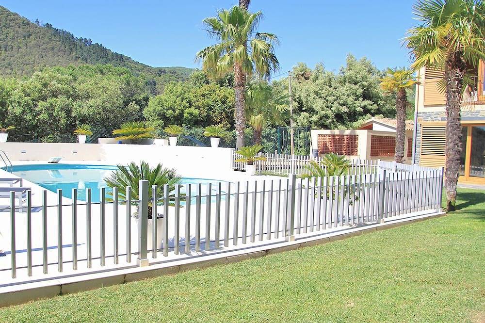 Premium Habitat Can Ferrer in Arenys de Munt, Costa del Maresme