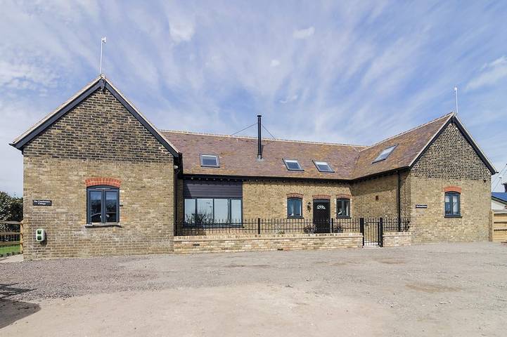 Cottage for 8 people, with garden in Kent