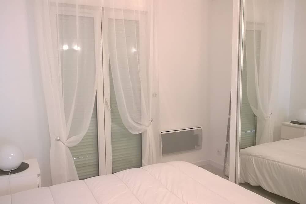 Apartamento entero, Nuevo! Apartamento nuevo y acogedor entre Burdeos y el océano! in Saint-Médard-en-Jalles, Región de Burdeos
