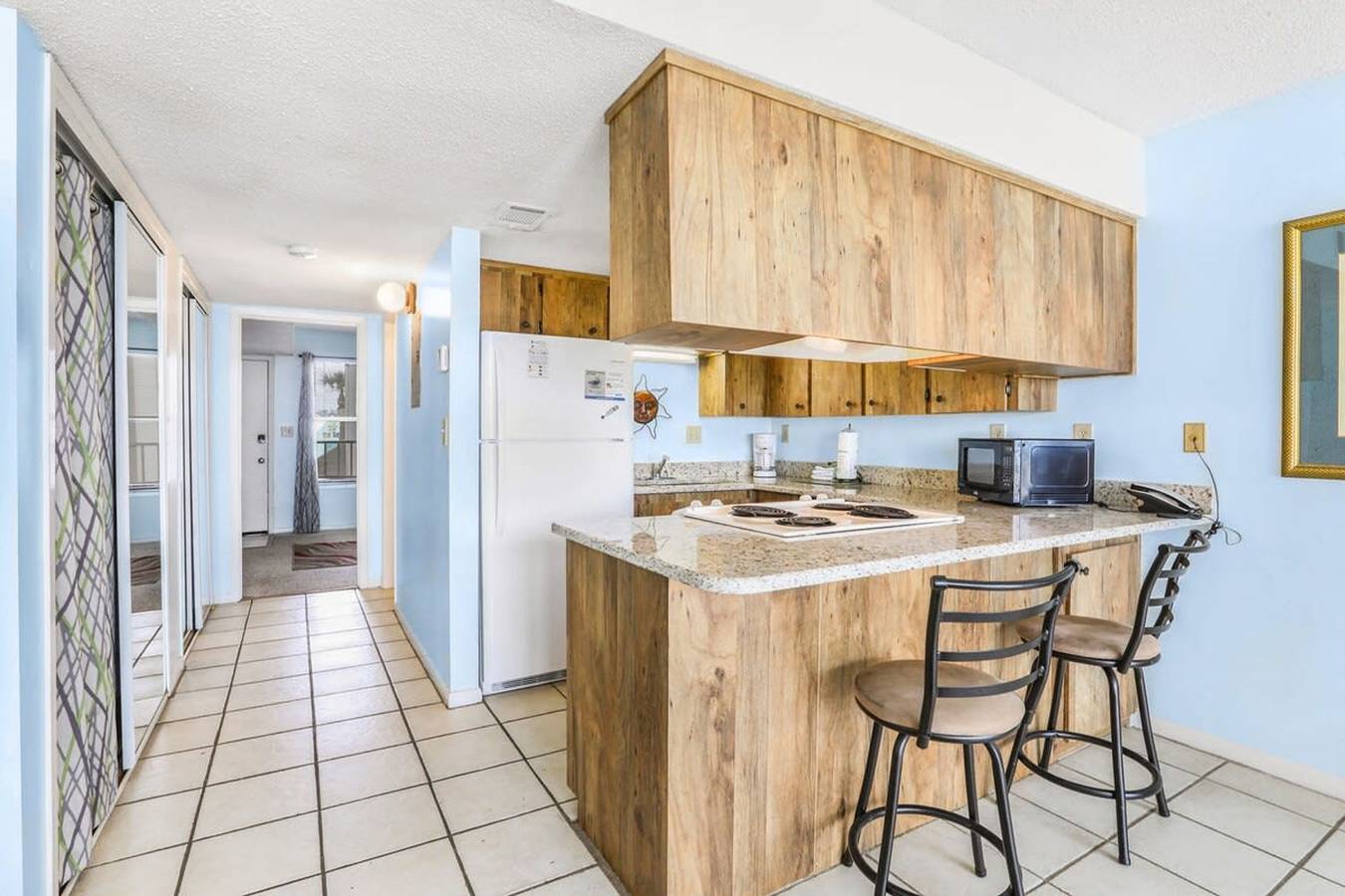 Entire apartment, Island Wind West 177 Next to Hangout pool in Gulf Shores, Mobile Bay