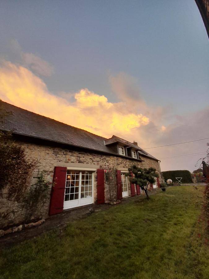 La Sorcière et le Korrigan in Paimpont, Région de Rennes