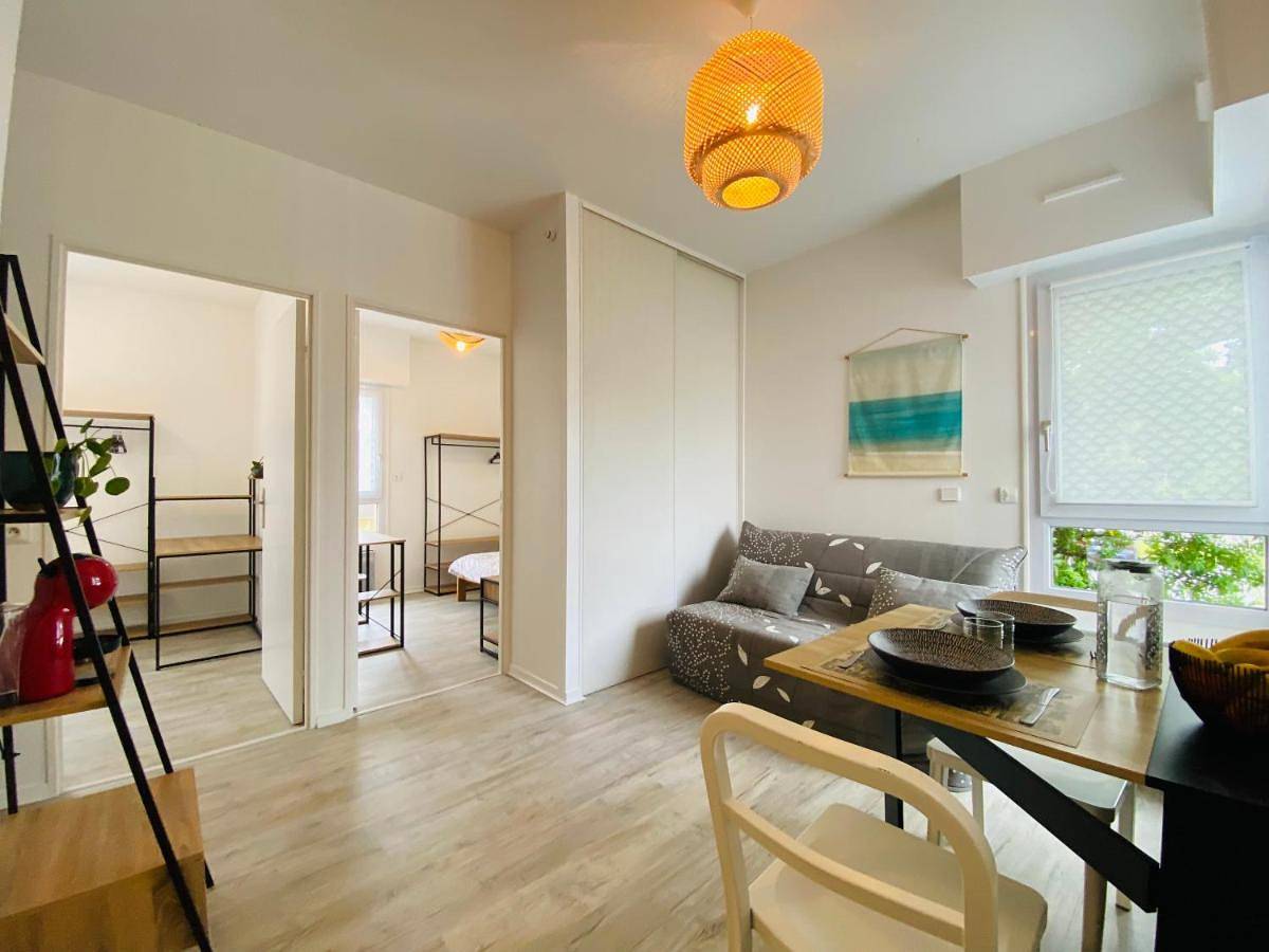Appartement entier, Two-Bedroom Apartment in Lorient, Côte des Mégalithes