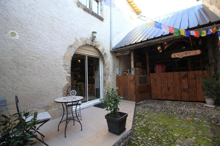 Gîte pour 2 personnes, avec terrasse à Bedous - 2