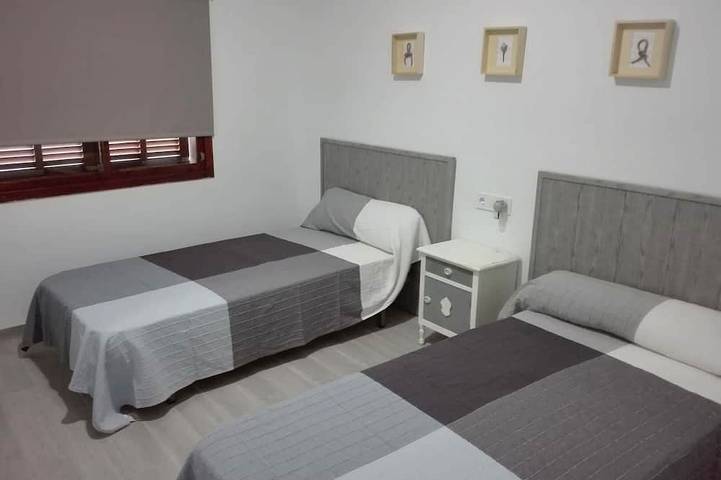 Sa Cala. Haus 1 min vom Meer entfernt Strandhausstil mit zwei Terrassen in Cala Figuera, Santanyí