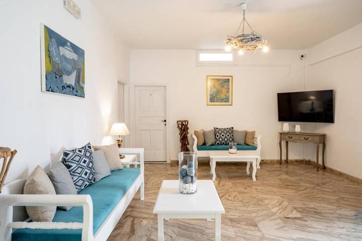 Location de vacances pour 3 personnes, avec terrasse et jardin à Karterados - 3