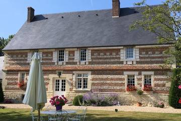 Gîte pour 4 personnes, avec jardin à Gerville
