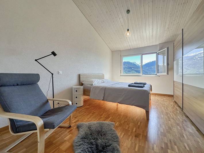 Location de vacances pour 6 personnes, avec terrasse et jardin à Savièse - 3