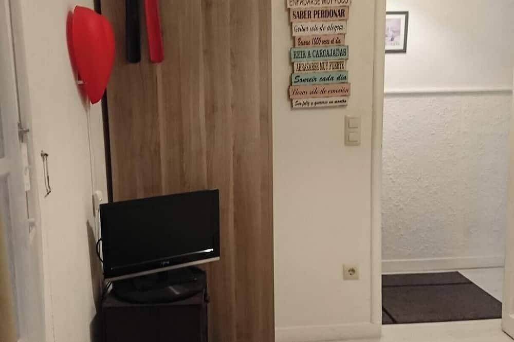 Entire apartment, Homerez - Apt in La Coruña with garden in La Coruña, Galician Coast