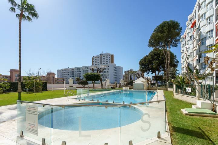Holiday rental for 4 people, with Garden and Children pool in Los Boliches
