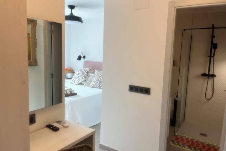 Newly renovated luxury villa in vibrant seaside town of Alcossebre in Alcossebre, Alcalà de Xivert