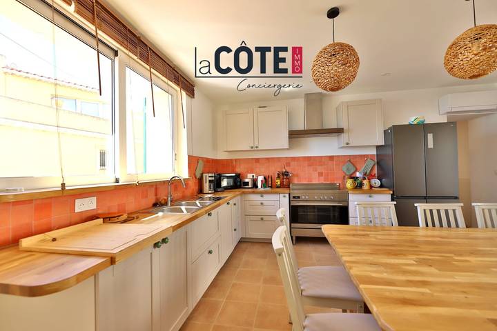 La villa sur le port in Martigues, Costa mediterránea (Francia)