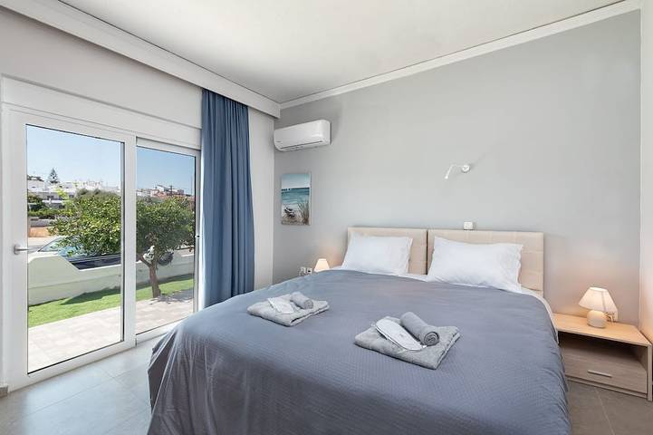 Ganze Wohnung, Rhodes Rose flat with garden and jacuzzi in Rhodos Stadt, Rhodos