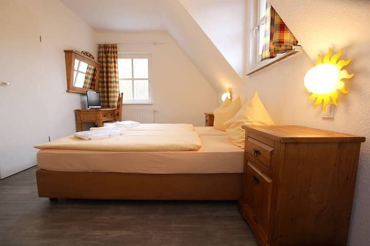 Ferienhaus für 6 Personen, mit Whirlpool und Terrasse sowie Pool und Sauna in Wernigerode - 3