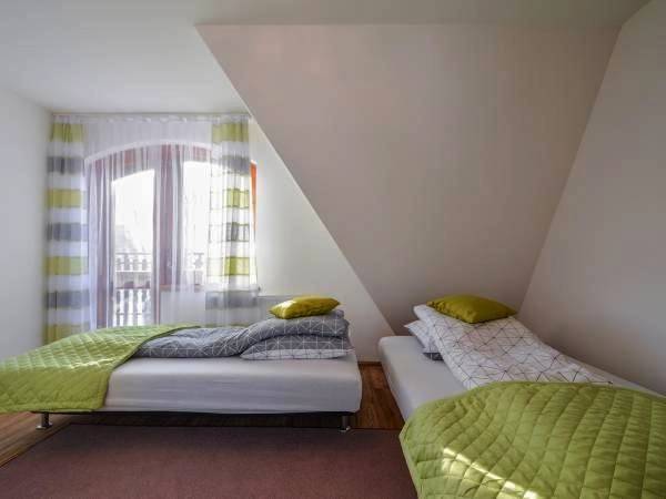 Apartament wakacyjny dla 4 osób, z Balkon i Ogród oraz Widok w Chochołów