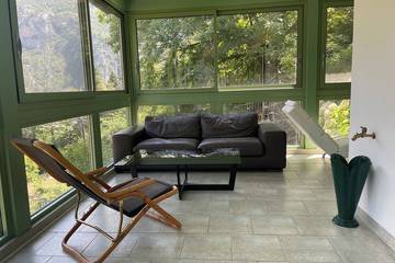 Location de vacances pour 12 personnes, avec jardin à Tende