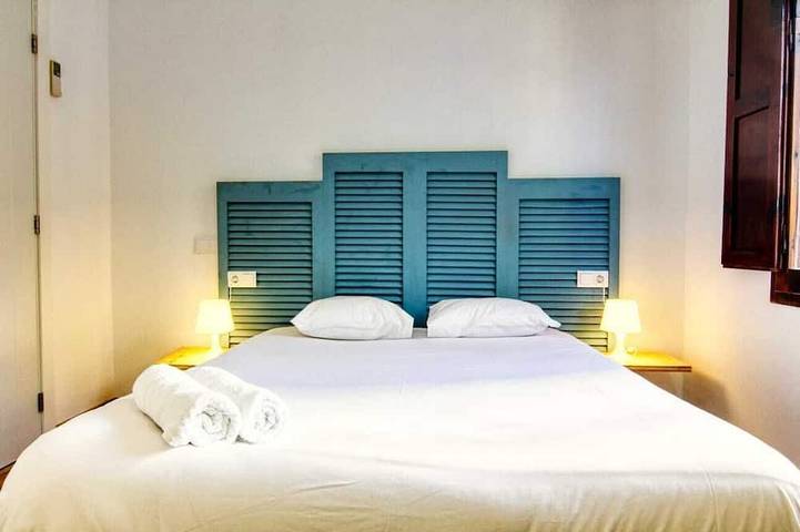 Villa Carlos, Primera Linea De Mar Con Piscina Y Jardin in Zona Triador, Vinaròs