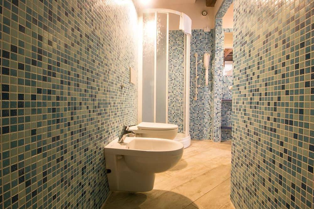 Appartamento intero, Fattoria Palazzeta terratetto bilocale su 2 livelli No Animali in Mazzanta, Costa degli Etruschi