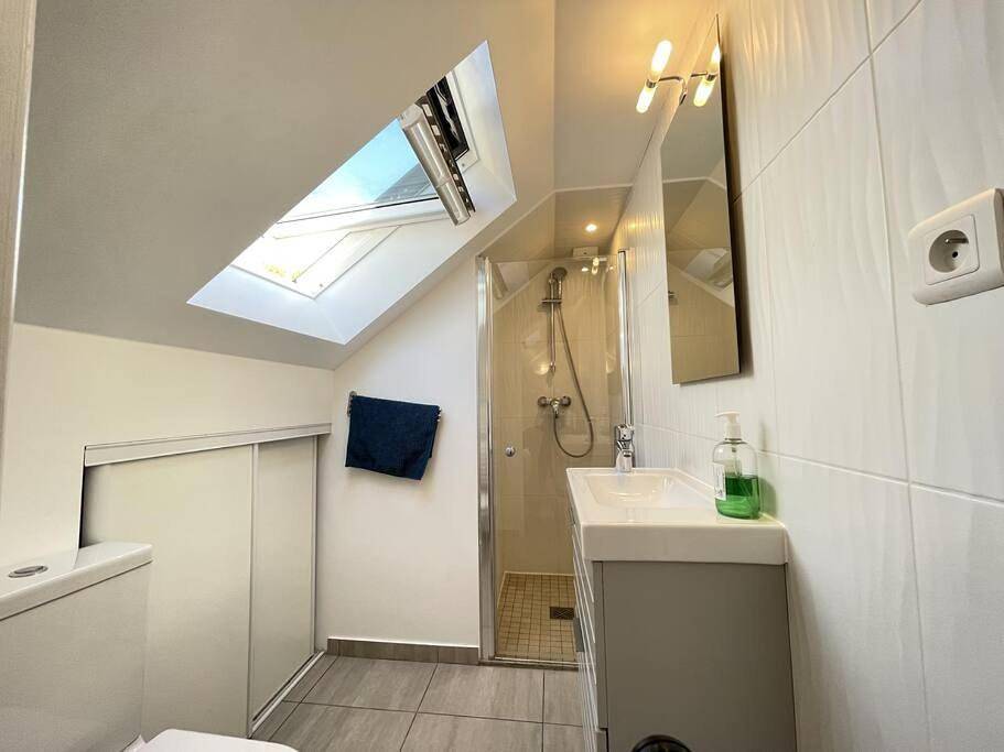 Appartement entier, One-Bedroom Apartment in Jouy-en-Josas, Yvelines