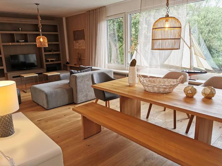 Villa für 4 Personen, mit Terrasse und Garten sowie Ausblick in Bad Neuenahr