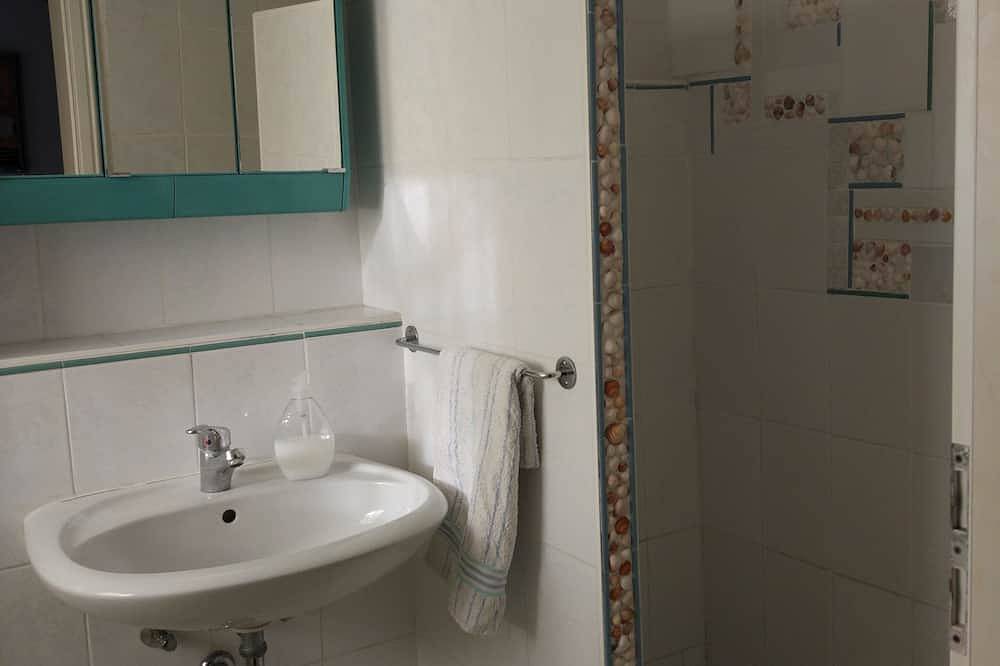 Apartamento entero, Central y aún en el verde in Luisburgo, Distrito de Luisburgo