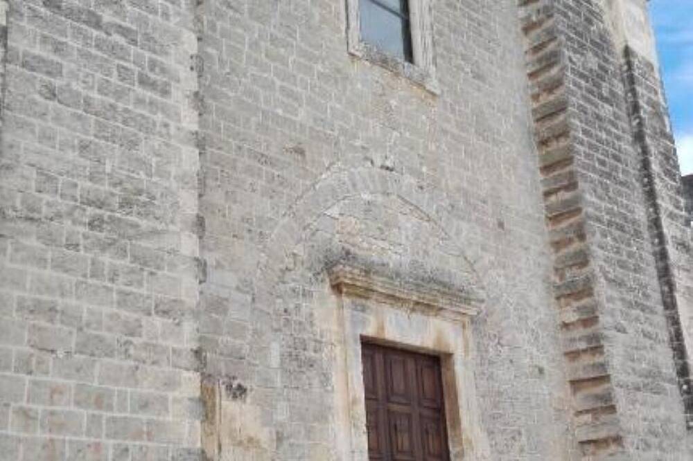 Entire apartment, B&B Casavacanze Chiesa Madre - Studio Apartment in Carovigno, Salento
