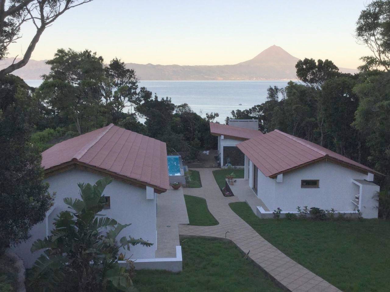 Villas Casteletes in Urzelina, São Jorge (Portugal)