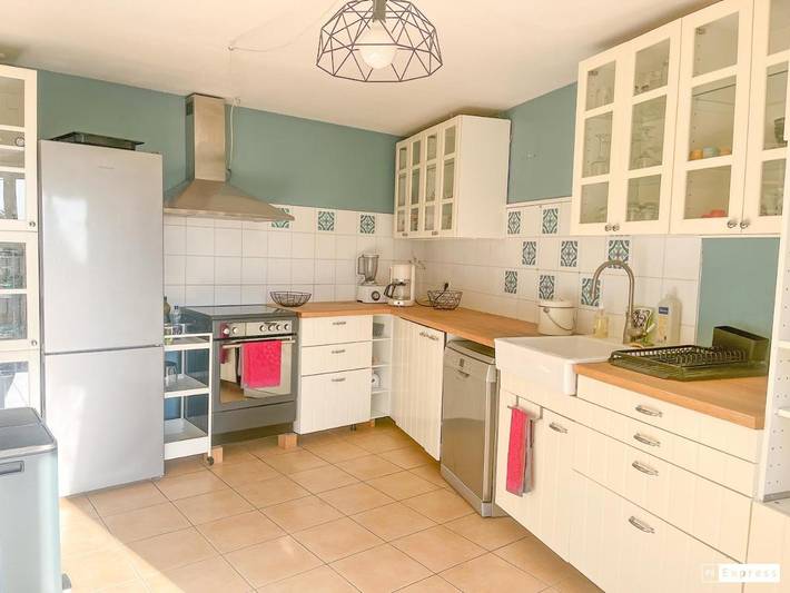 Gîte pour 6 personnes, avec jardin et vue à Castries - 4