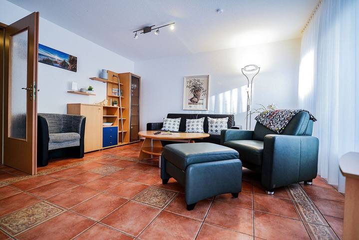 Ferienwohnung für 3 Personen, mit Terrasse in Sahlenburg - 2