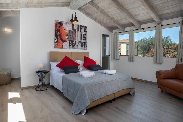 BnB für 4 Personen, mit Terrasse in Olbia
