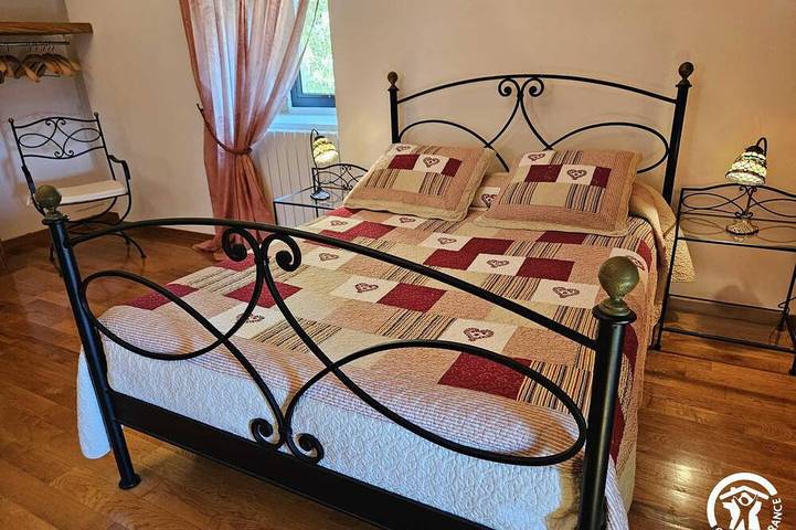 Location de vacances pour 9 personnes, avec jardin et piscine à Paulinet - 3