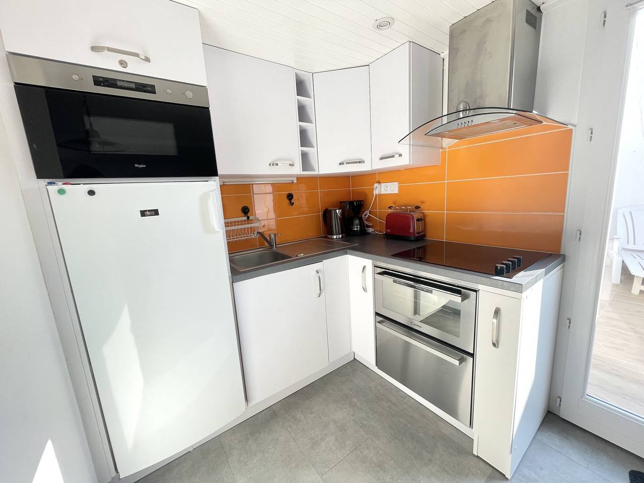 Charming 1-Bed Apt with Pool, Tennis, and Beach Access in Bretignolles-sur-Mer, Loire Valley