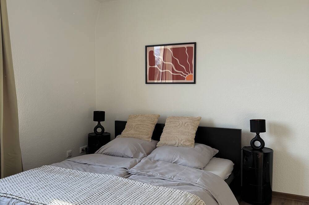 Ganze Wohnung, Zentrale und moderne Wohnung in Uninähe mit Wlan/Netflix und kleiner Küche in Oldenburg, Nordseeküste