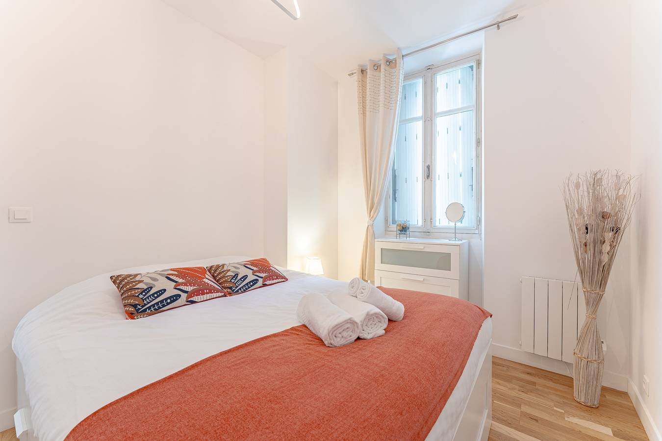 Entire apartment, Lucia - Appt sur l'Île Feydeau, au cœur de Nantes in Nantes, Nantes region