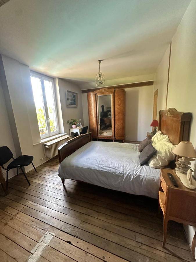 Appartement de vacances pour 3 personnes, avec Jardin et Piscine à Melun