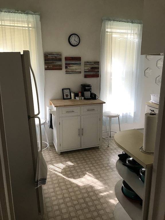 700 Douglas Ave, Close to Main Street, Garage! in Ames (IA), Story County