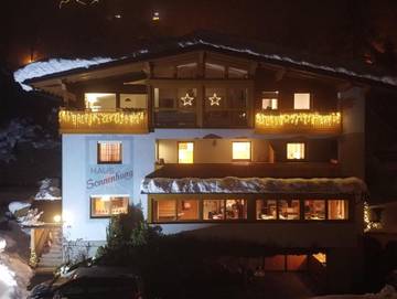 Hütte für 4 Personen in Matrei in Osttirol, Großglockner, Bild 1