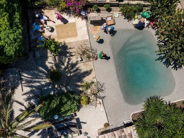 Chalet para 21 personas, con jardín y piscina - 1