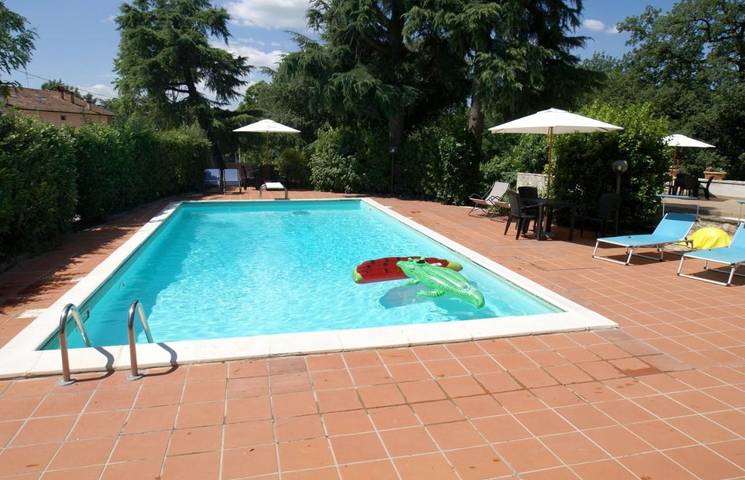 Chambre d’hôte pour 8 personnes, avec piscine et jardin à Pérouse - 4