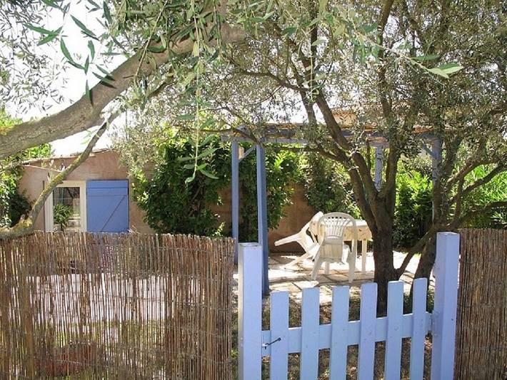 Estúdio inteiro, Apartamento Estúdio 'Meublé' com Piscina Partilhada, Jardim Privado e Wi-Fi in Lorgues, Draguignan (Região)