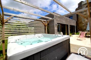 Maison De Vacances pour 10 Personnes dans Hillion, Côte de Goëlo, Photo 1